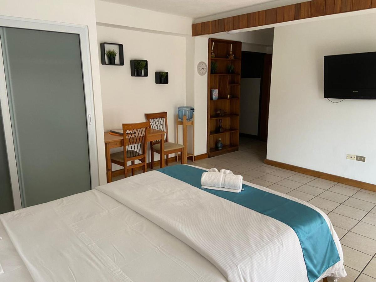 Apartamentos Reforma Guatemala City Bagian luar foto