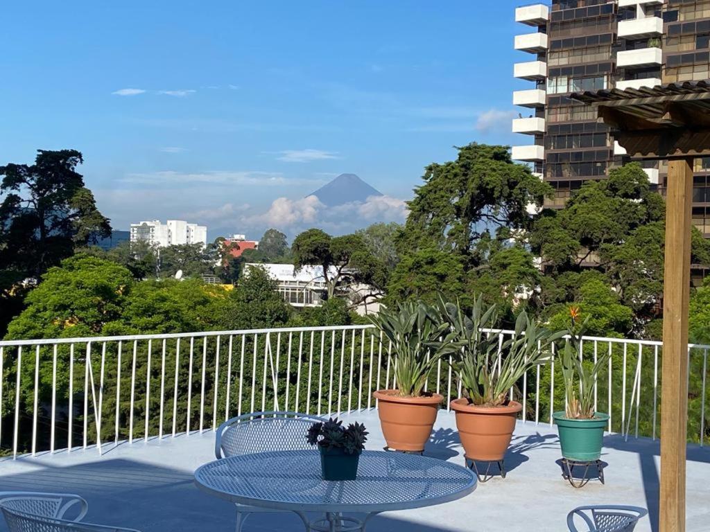 Apartamentos Reforma Guatemala City Bagian luar foto